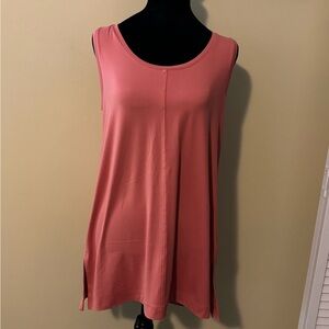 NWOT Wonderly Studio Long Tank